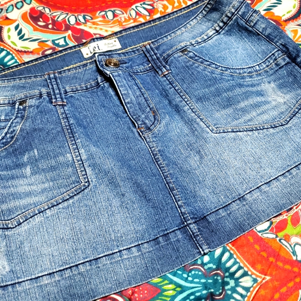 Juniors LEI Denim Mini Skirt Size 15